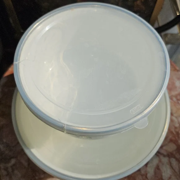 Vintage Enamelware Nesting Bowls - Picture 2 of 2